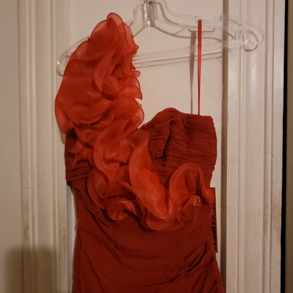 May Queen Red Ruffle One Shoulder Dress - Picture 5 of 8
